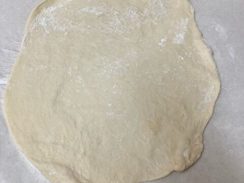 冷凍保存もOK! いつでも使える強力粉の☆ピザ生地